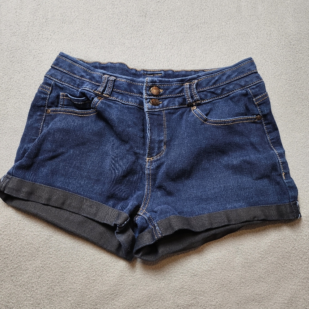 Blue Spice cute jean shorts Y2K Blue Jean Sz 9
